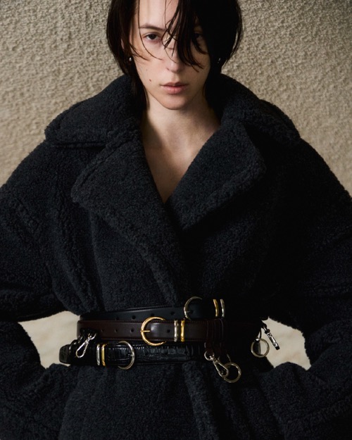 WOOL BLEND BOA look 1