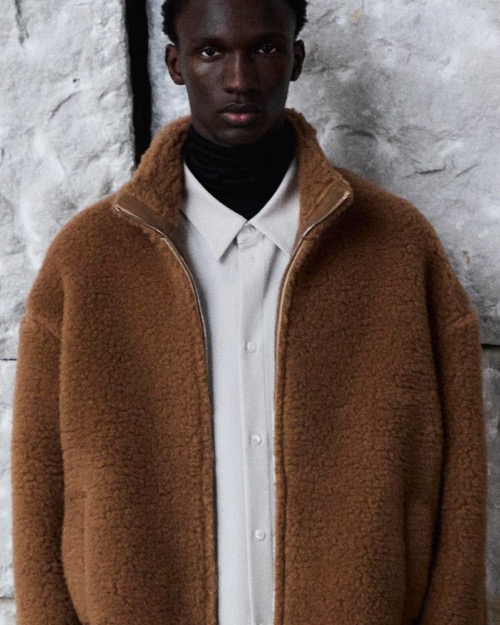 WOOL BLEND BOA look 2